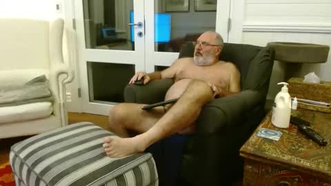 Snapshot of ohjonny55 chatting on 23, 4, 2026 Ohjonny online show from 23, 4, 2026