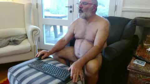 Snapshot of ohjonny55 chatting on 17, 5, 2026 Ohjonny online show from 17, 5, 2026