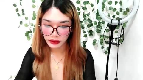 ohmyalessandraxcx online show from 6, 11, 2025