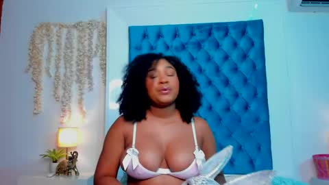 Snapshot of ohrianagibson chatting on 23, 4, 2026 g online show from 23, 4, 2026