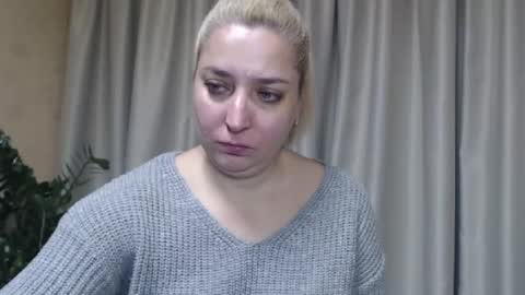 Snapshot of ohsweetiren chatting on 22, 10, 2025 Iren online show from 22, 10, 2025