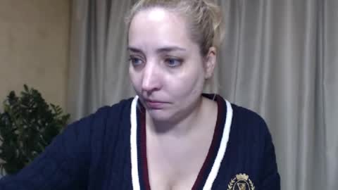 Snapshot of ohsweetmari chatting on 12, 2, 2026 Mari online show from 12, 2, 2026