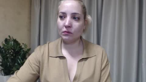 Snapshot of ohsweetmari chatting on 19, 2, 2026 Mari online show from 19, 2, 2026