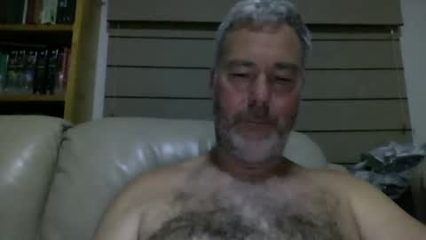 oiledcouple1 online show from 1, 3, 2025