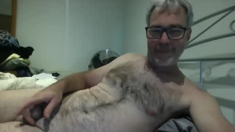 oiledcouple1 online show from 4, 11, 2025