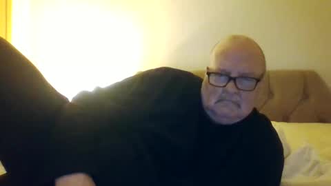 Snapshot of old_fkrr_ chatting on 28, 4, 2026 old_fkrr_ online show from 28, 4, 2026