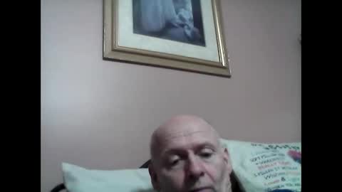 oldbuthorny62 online show from 5, 1, 2025