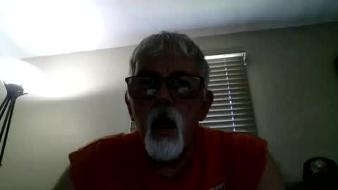 Snapshot of oldmiguy chatting on 6, 6, 2026 OldMIGUY online show from 6, 6, 2026