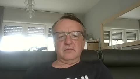 Snapshot of oldtimer160162493 chatting on 30, 6, 2026 oldtimer160162493 online show from 30, 6, 2026