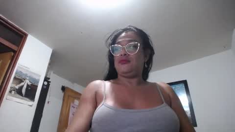 Olenka online show from 10, 4, 2026