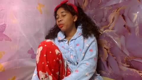 Snapshot of olinaa chatting on 2, 7, 2026 olinaa online show from 2, 7, 2026