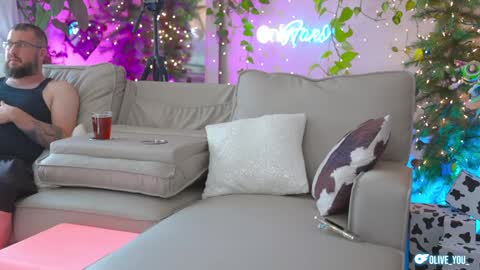 Snapshot of olive_you_ chatting on 7, 12, 2024 Olive online show from 7, 12, 2024