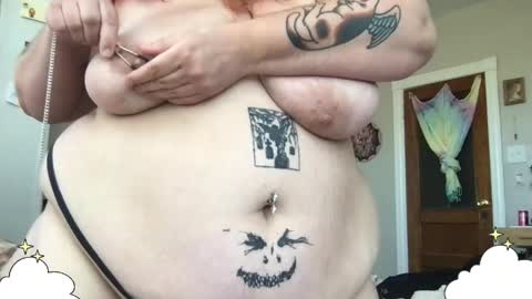 Snapshot of oliveolivetop chatting on 11, 4, 2026 Olive 3 online show from 11, 4, 2026