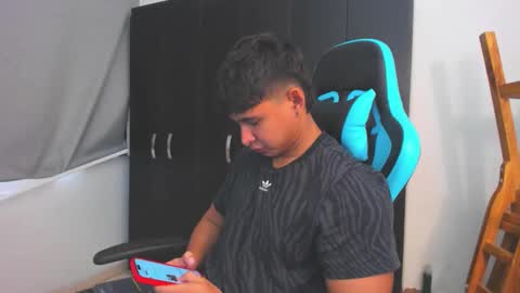 Oliver bray online show from 4, 12, 2025