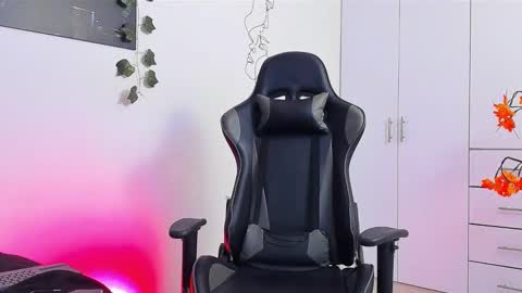 Oliver bray online show from 1, 2, 2026