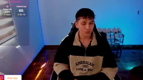 oliveeer online show from 11, 9, 2025