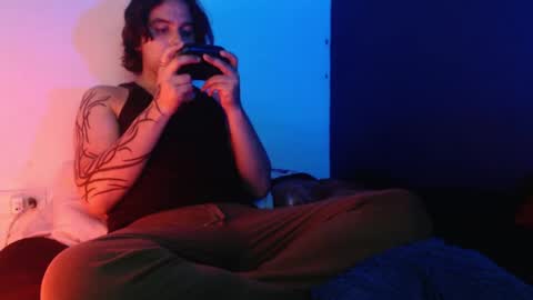 Snapshot of oliver_laid_2023 chatting on 29, 12, 2024 oliver_laid_2023 online show from 29, 12, 2024