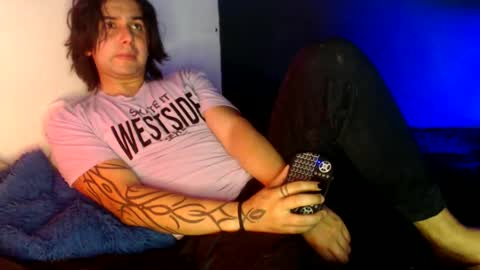 Snapshot of oliver_laid_2023 chatting on 18, 1, 2025 oliver_laid_2023 online show from 18, 1, 2025