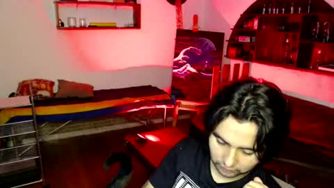 Snapshot of oliver_laid_2023 chatting on 18, 10, 2025 oliver_laid_2023 online show from 18, 10, 2025