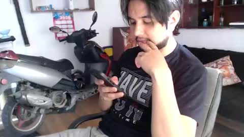 Snapshot of oliver_laid_2023 chatting on 16, 5, 2026 oliver_laid_2023 online show from 16, 5, 2026
