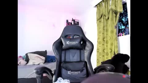 oliver_mrgn online show from 8, 10, 2025