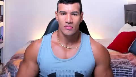 Snapshot of oliver_tommy chatting on 15, 9, 2025 oliver_tommy online show from 15, 9, 2025