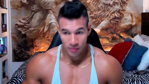 Snapshot of oliver_tommy chatting on 27, 9, 2025 oliver_tommy online show from 27, 9, 2025