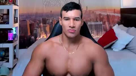 Snapshot of oliver_tommy chatting on 6, 10, 2025 oliver_tommy online show from 6, 10, 2025