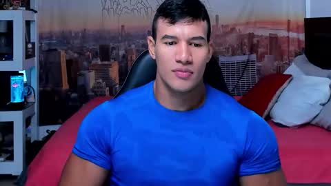 Snapshot of oliver_tommy chatting on 12, 10, 2025 oliver_tommy online show from 12, 10, 2025