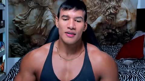 Snapshot of oliver_tommy chatting on 19, 10, 2025 oliver_tommy online show from 19, 10, 2025