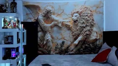 Snapshot of oliver_tommy chatting on 6, 11, 2025 oliver_tommy online show from 6, 11, 2025