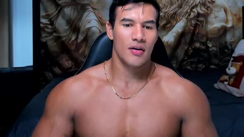 Snapshot of oliver_tommy chatting on 13, 11, 2025 oliver_tommy online show from 13, 11, 2025