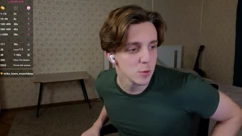 Oliver Evans online show from 6, 12, 2024