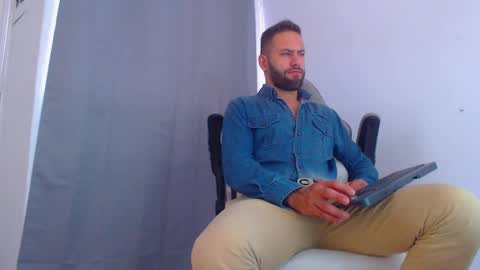 oliver online show from 10, 12, 2024