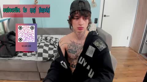 Snapshot of oliverrgroove chatting on 18, 2, 2025 oliverrgroove online show from 18, 2, 2025