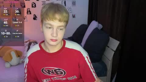 Snapshot of olivertasty chatting on 18, 10, 2025 oliver online show from 18, 10, 2025