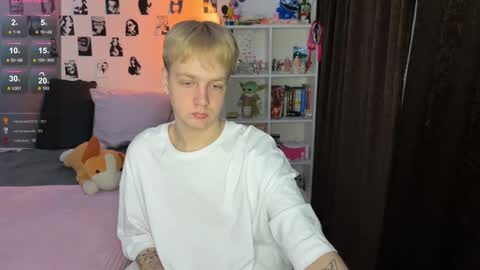 Snapshot of olivertasty chatting on 16, 11, 2025 oliver online show from 16, 11, 2025