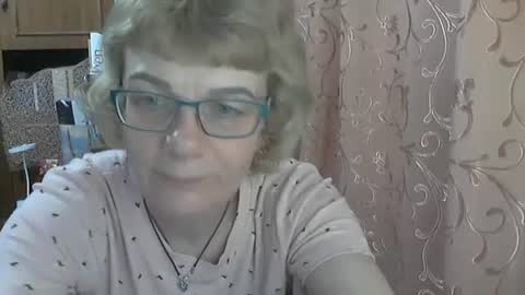 Olivia Mia online show from 11, 3, 2026