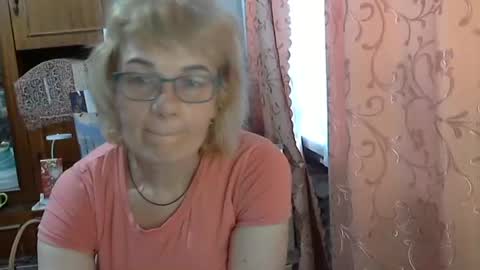 Olivia Mia online show from 7, 6, 2026
