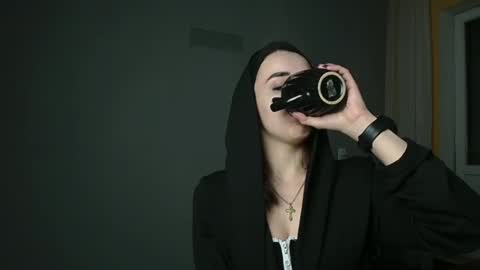 Olivia online show from 13, 2, 2025