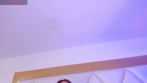 OLIVIA online show from 22, 1, 2025