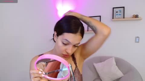 Snapshot of oliviabran_ chatting on 10, 5, 2026 Olivia Bram online show from 10, 5, 2026
