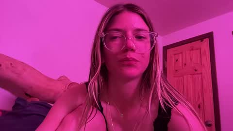 Snapshot of oliviahansleyy chatting on 25, 2, 2025 Olivia online show from 25, 2, 2025