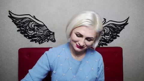 OliviaHorst online show from 8, 2, 2025