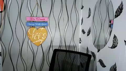 Snapshot of olivianiczxasshieerrraa6 chatting on 18, 5, 2026 NICOLE online show from 18, 5, 2026