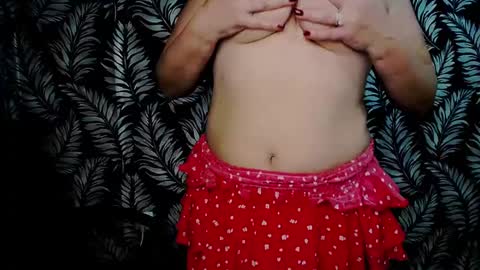 Snapshot of oliviaoskar_ chatting on 2, 12, 2024 Kelly online show from 2, 12, 2024