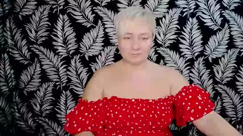 Snapshot of oliviaoskar_ chatting on 7, 12, 2024 Kelly online show from 7, 12, 2024