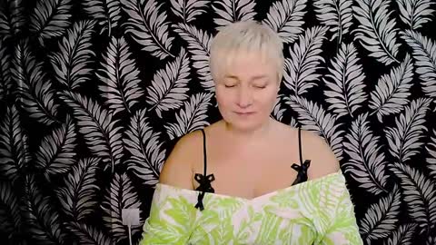 Snapshot of oliviaoskar_ chatting on 14, 12, 2024 Kelly online show from 14, 12, 2024