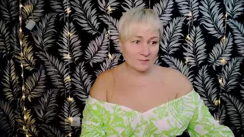 Snapshot of oliviaoskar_ chatting on 28, 12, 2024 Kelly online show from 28, 12, 2024