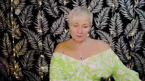 Snapshot of oliviaoskar_ chatting on 28, 12, 2024 Kelly online show from 28, 12, 2024